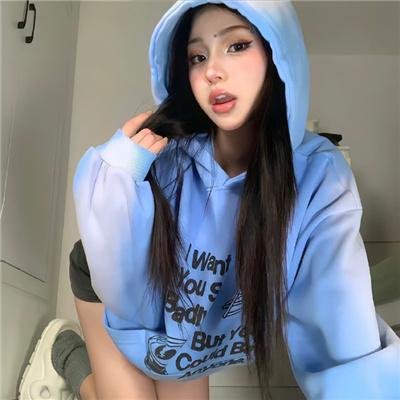 在冷漠的他怀里撒个娇