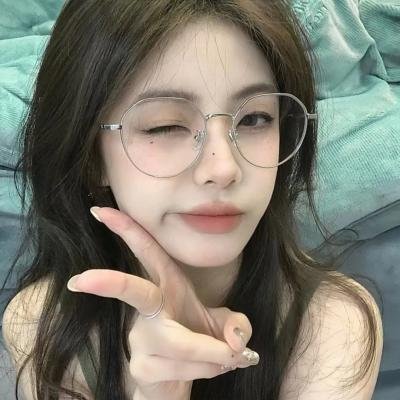 美女冷静我只是个电工